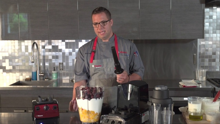 Vitamix XL®  blender features  demonstrated by Chef Matt Dugan