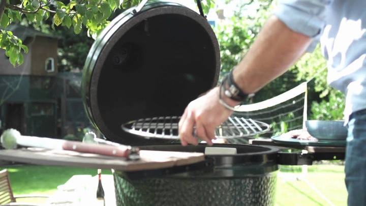 Big Green Egg presents: five models with unlimited culinary possibilities - Long