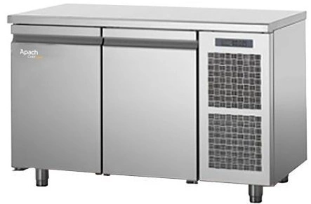 Стол холодильный без борта APACH Chef Line LTRMGN11T