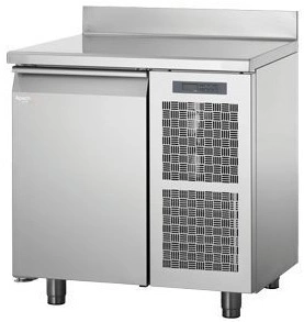 Стол холодильный с бортом APACH Chef Line LTRP1TU