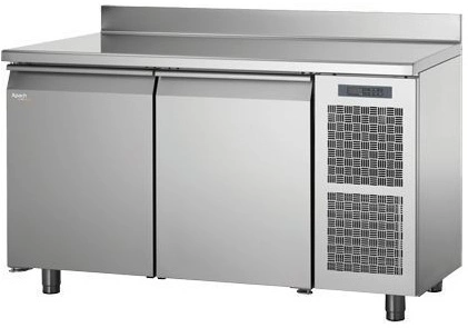 Стол холодильный с бортом APACH Chef Line LTRM33TU